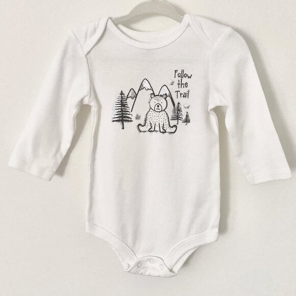 $4 add on - White Canadiana 'Follow the Trail' Bodysuit 6-9M - Picture 1 of 4